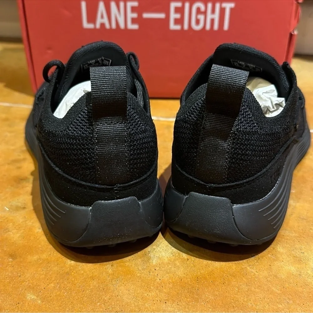 Nwt Lane Eight trainer sneakers. Mens or women’s 1002. Size 7.5.